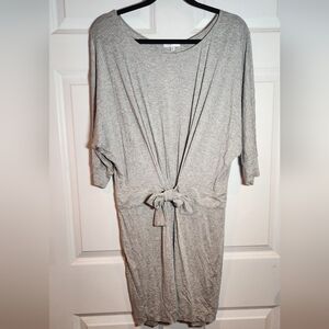 Vince. Stretchy Gray Half Sleeve Tie Front Dress M Has Tiny Hole